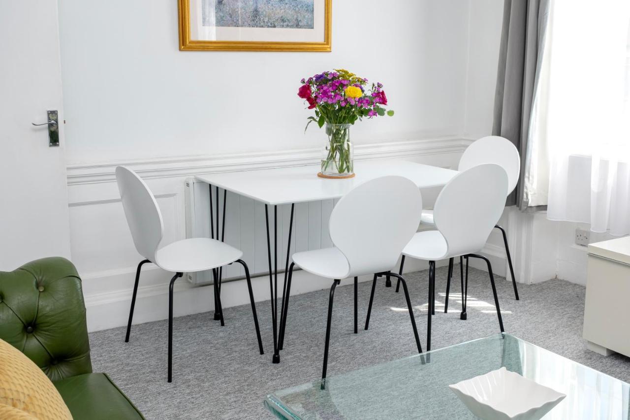 Super City Centre Apartment - Two Bedrooms, Perfect Location Бат Экстерьер фото
