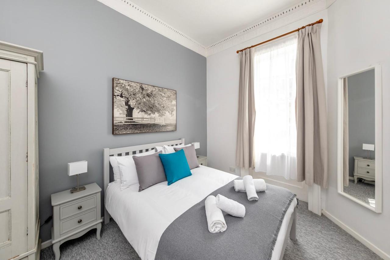 Super City Centre Apartment - Two Bedrooms, Perfect Location Бат Экстерьер фото