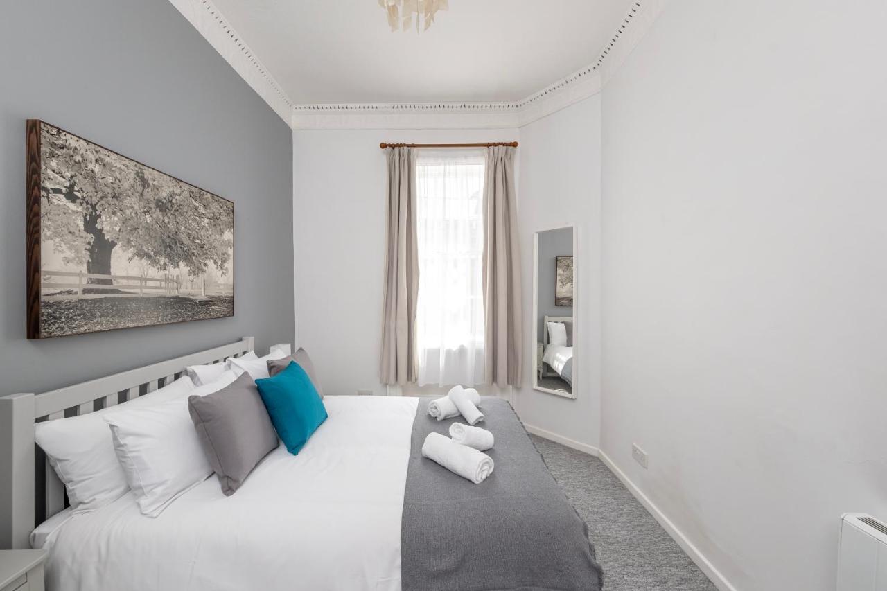 Super City Centre Apartment - Two Bedrooms, Perfect Location Бат Экстерьер фото